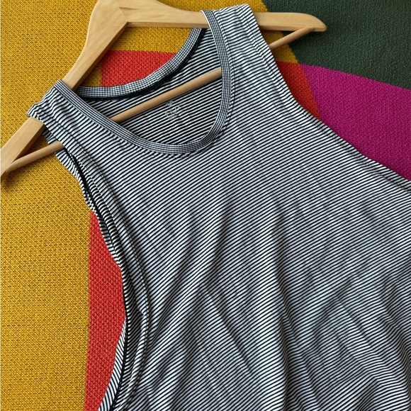 Nux Striped Workout Tank Top - Picture 8 of 10